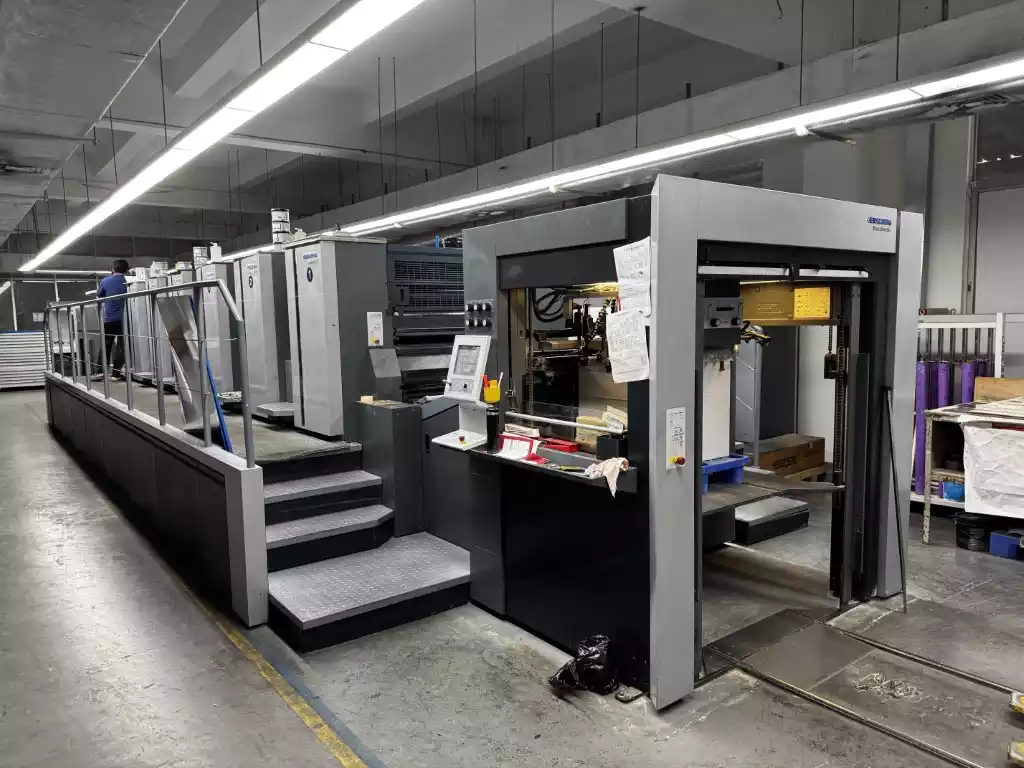Dây chuyền in offset Heidelberg tại nhà máy Dongguan Xinyuan