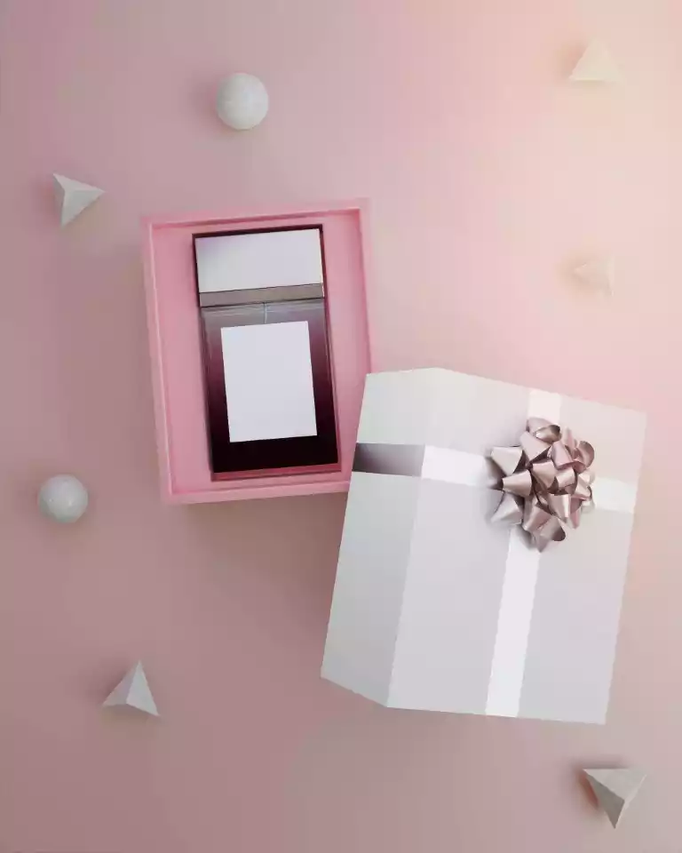 Makeup PR box with custom finishing